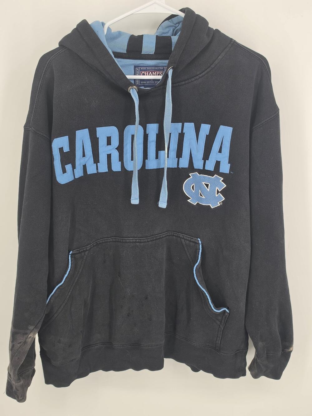 Champs Youth XL N Carolina Hoodie - Comfy & Stylish!